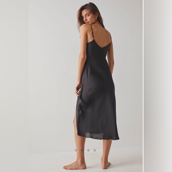 NWT 💫 Right This Way Bias Slip - Picture 2 of 4